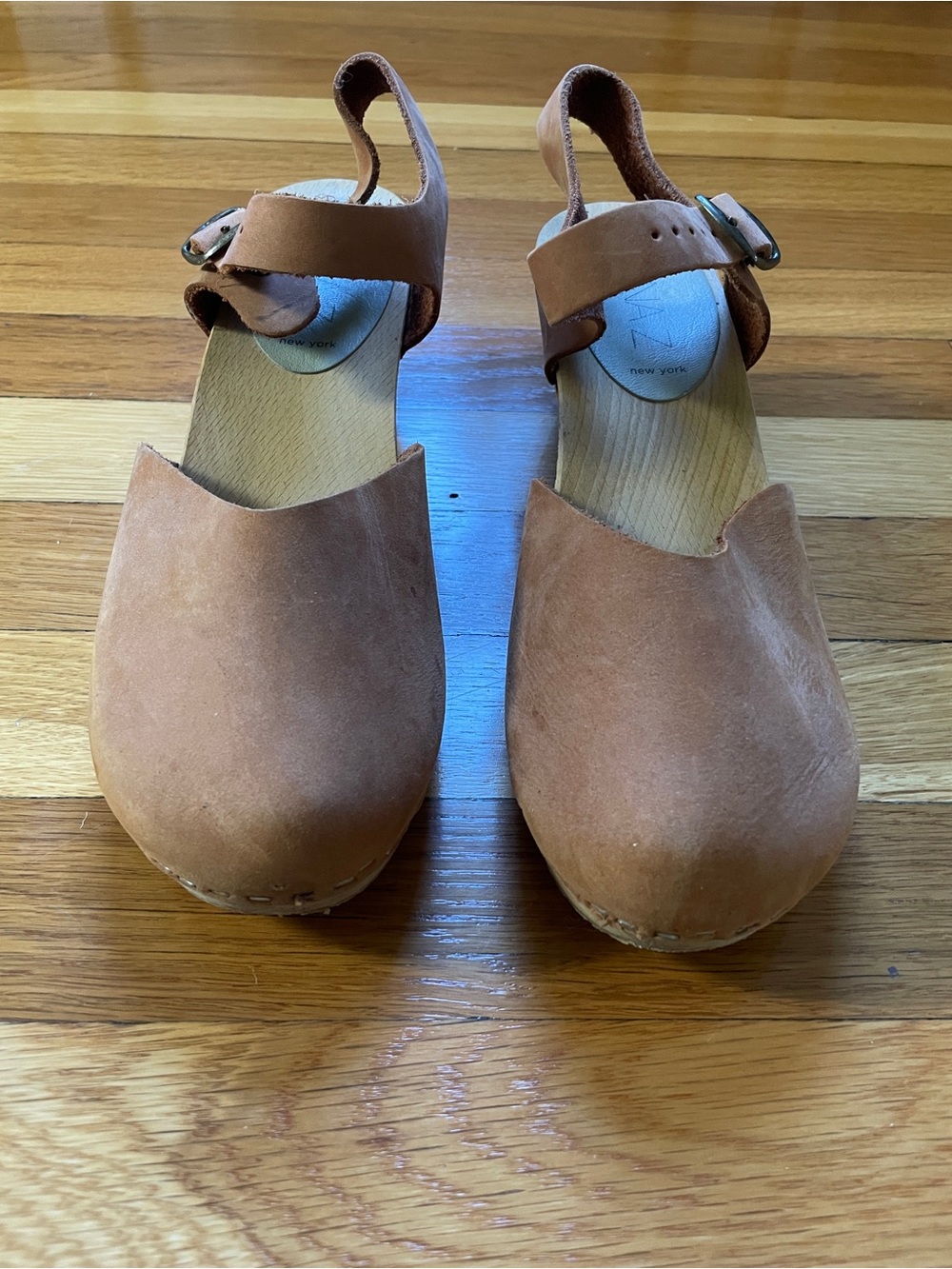 Nina Z Tan Clog Sandals, Handmade, wood and leather with ankle strap